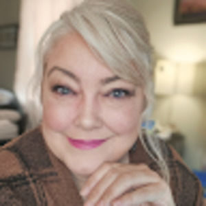 Meet your Posher, Celeste